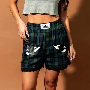 Dressed in LALA Grunge Princess Orca Baby Flannel Boxer Shorts in Size M